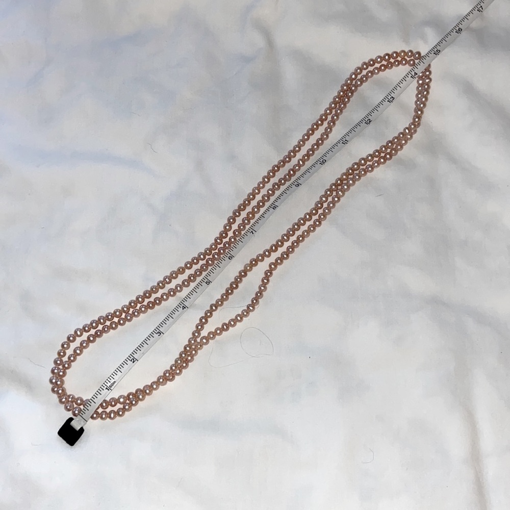 Pink Pearl Necklace - Picture 3 of 3
